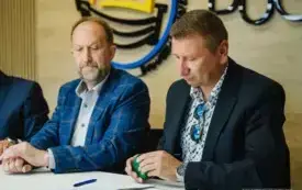 PODPISANIE_UMOWY_WIERZCHCUCINO_FOT_KONRAD_KEDZIOR (2 z 1)