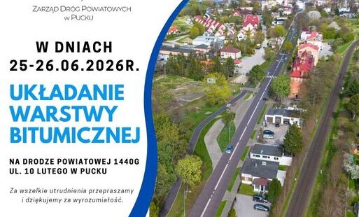 Układanie warstwy bitumicznej na drodze powiatowej 1440G - ul. 10 Lutego w Pucku!